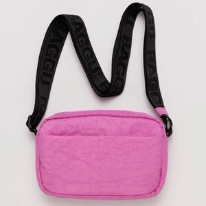 BAGGU CAMERA CROSSBODY